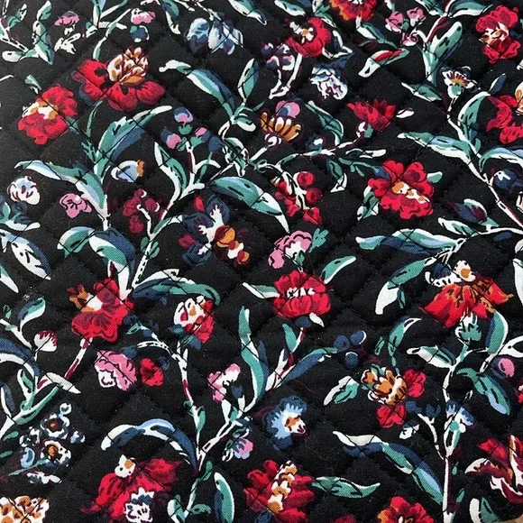 Vera Bradley Crossbody Bucket bag - Picture 2 of 5